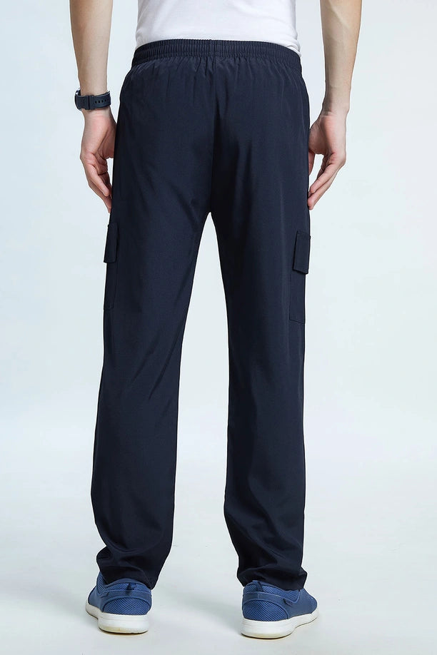 Men Regular Fit Active Cargo Pants with Floaty