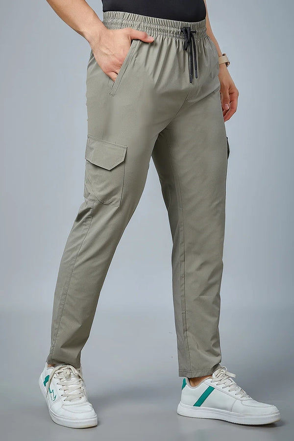 Men Regular Fit Cargo Pants with PILOT