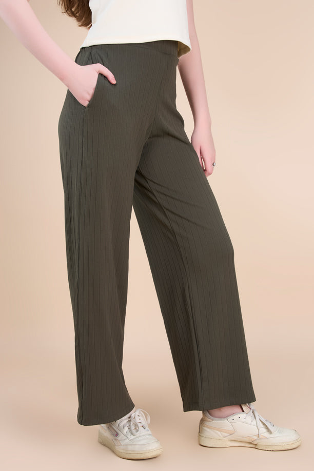 Women Textured Wide Leg Pants with COTEX