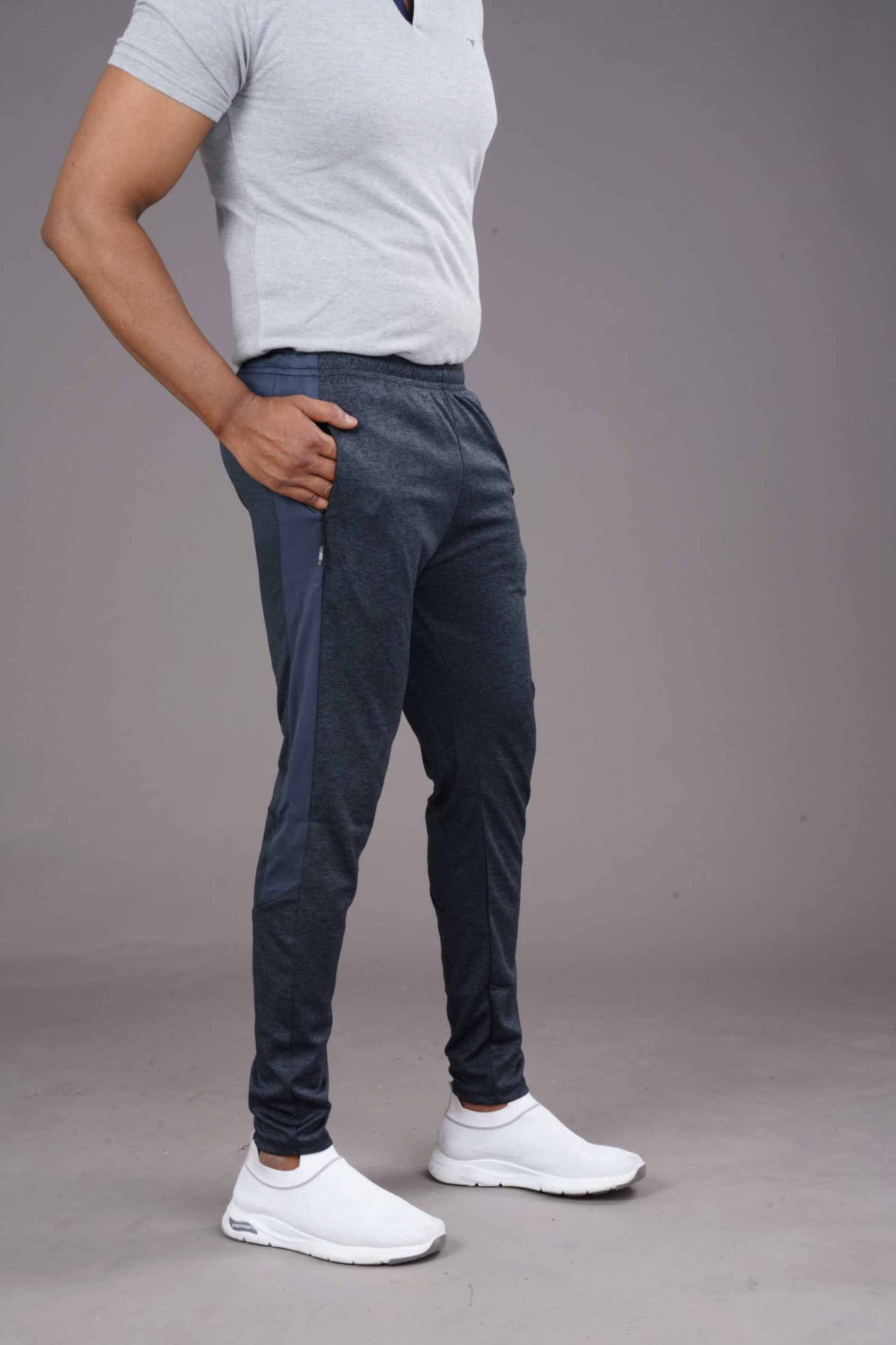 YOUNGER LOWER - BLACK