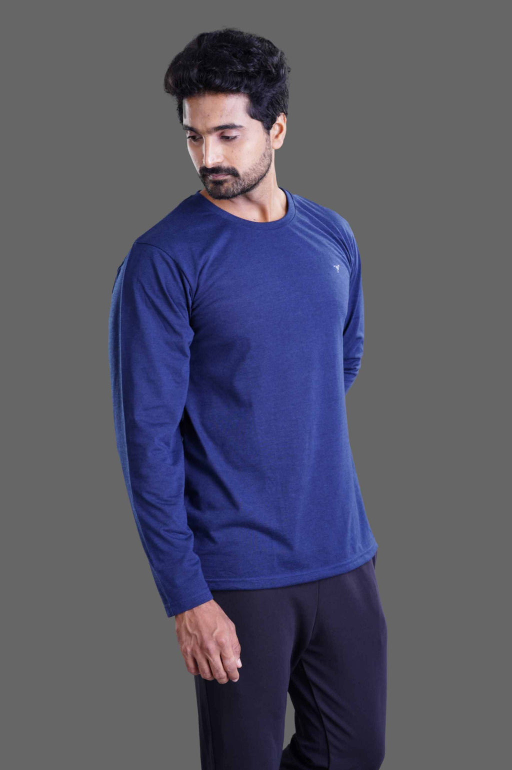 ROUND NECK FULL SLEEVES T- SHIRT - NAVY BLUE