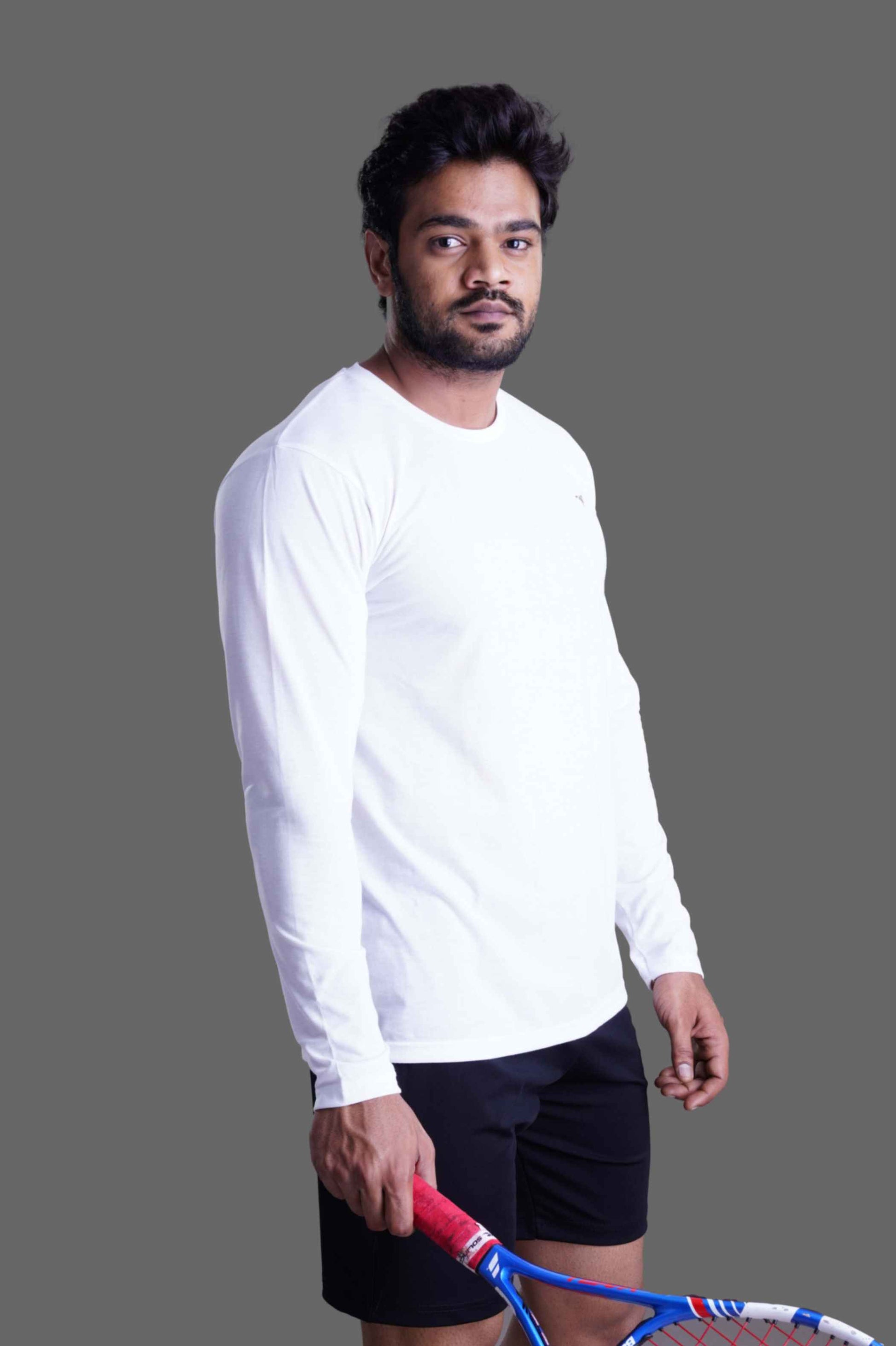 ROUND NECK FULL SLEEVES T- SHIRT - WHITE