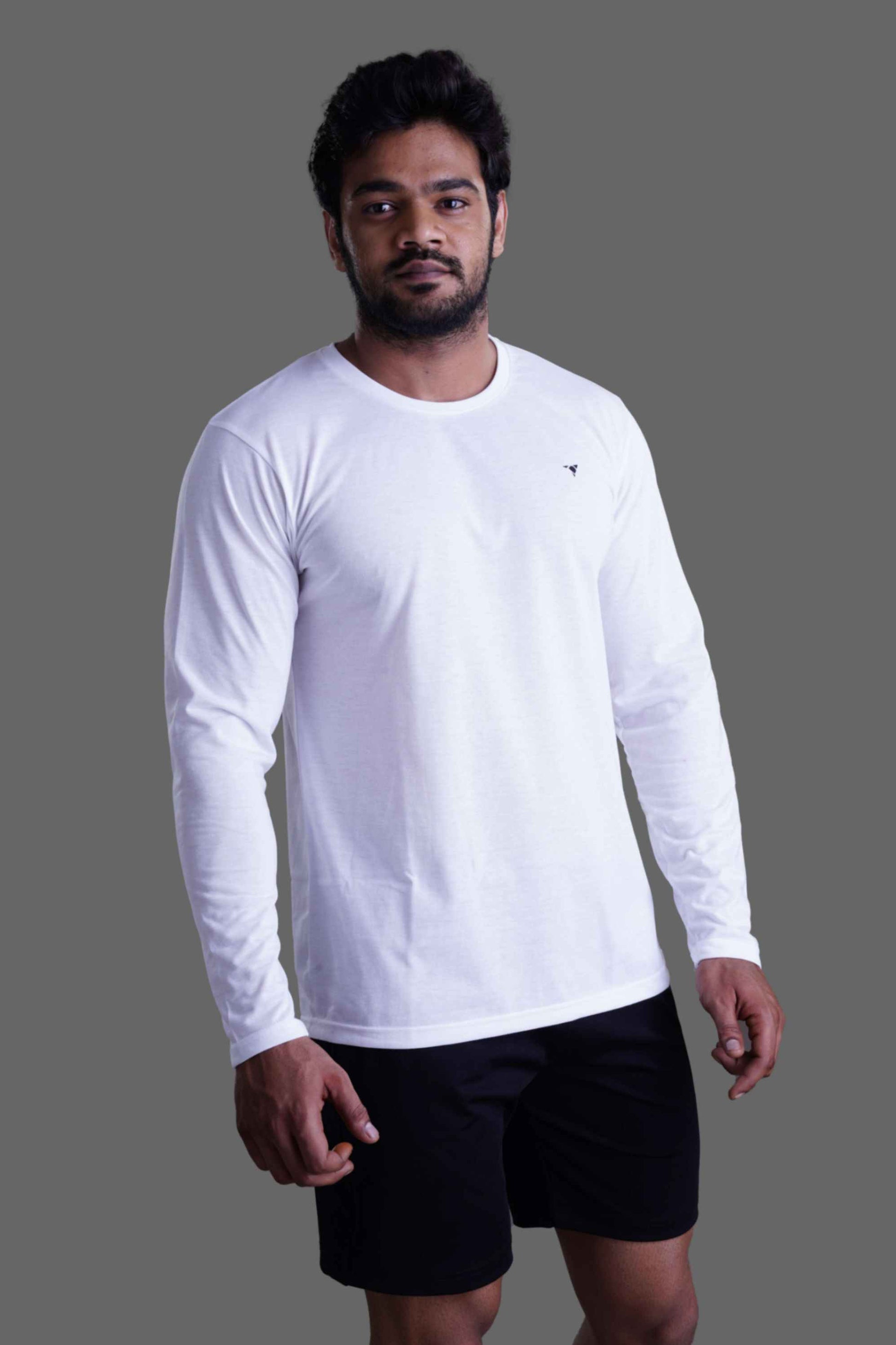 ROUND NECK FULL SLEEVES T- SHIRT - WHITE