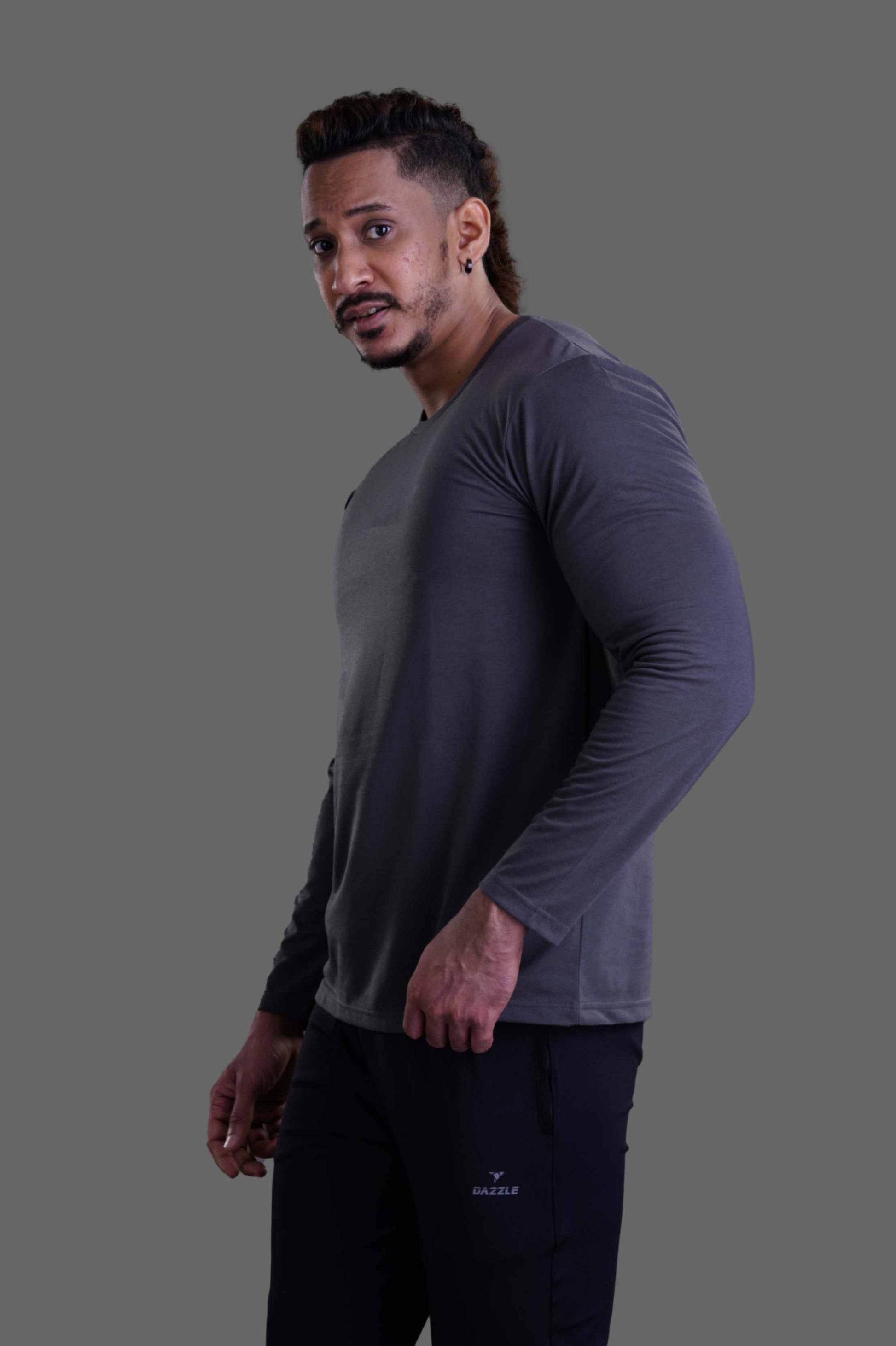 ROUND NECK FULL SLEEVES T- SHIRT - MELANGE BLACK
