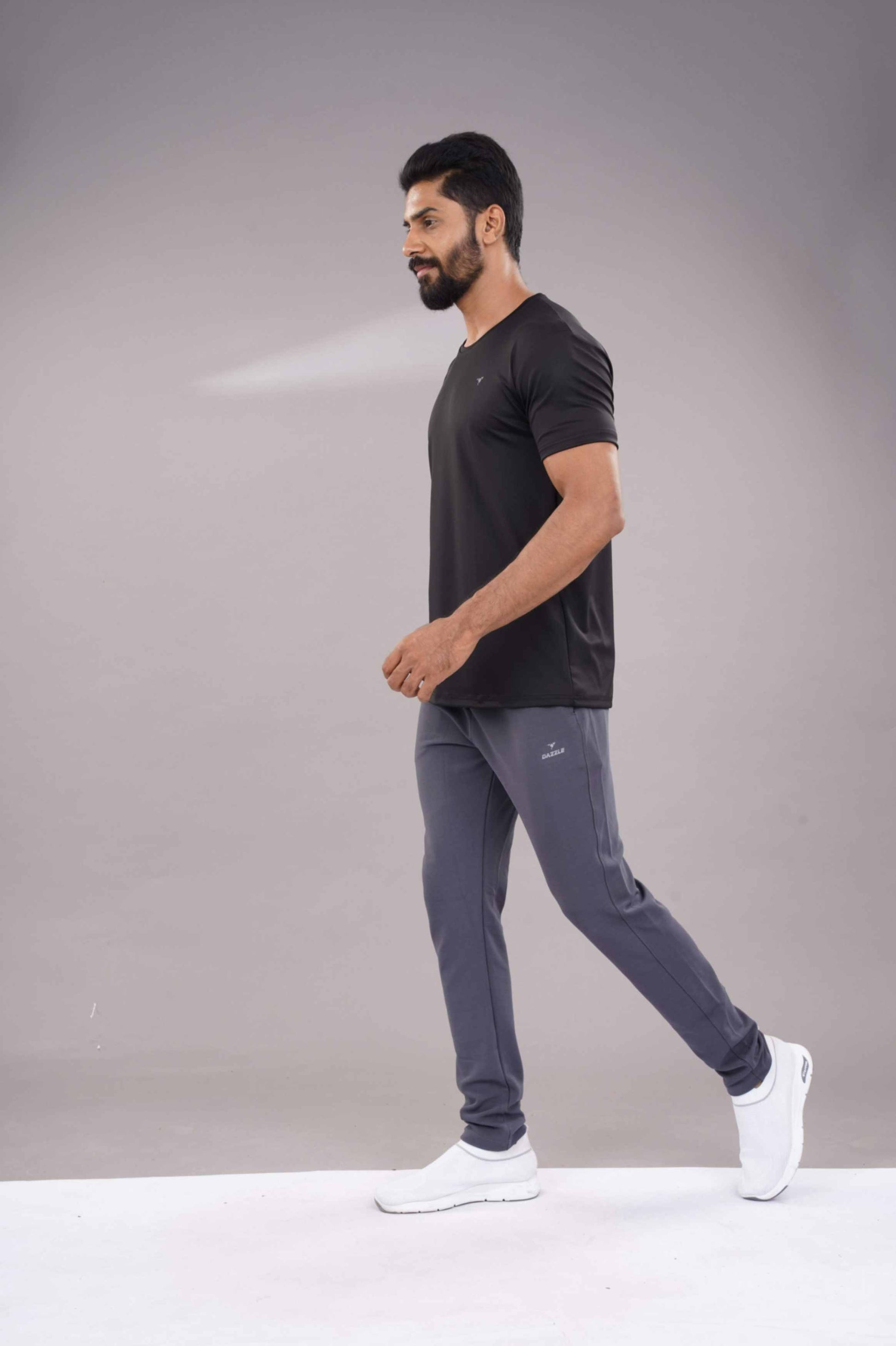 BUTTER LYCR R-NECK T-SHIRT - BLACK