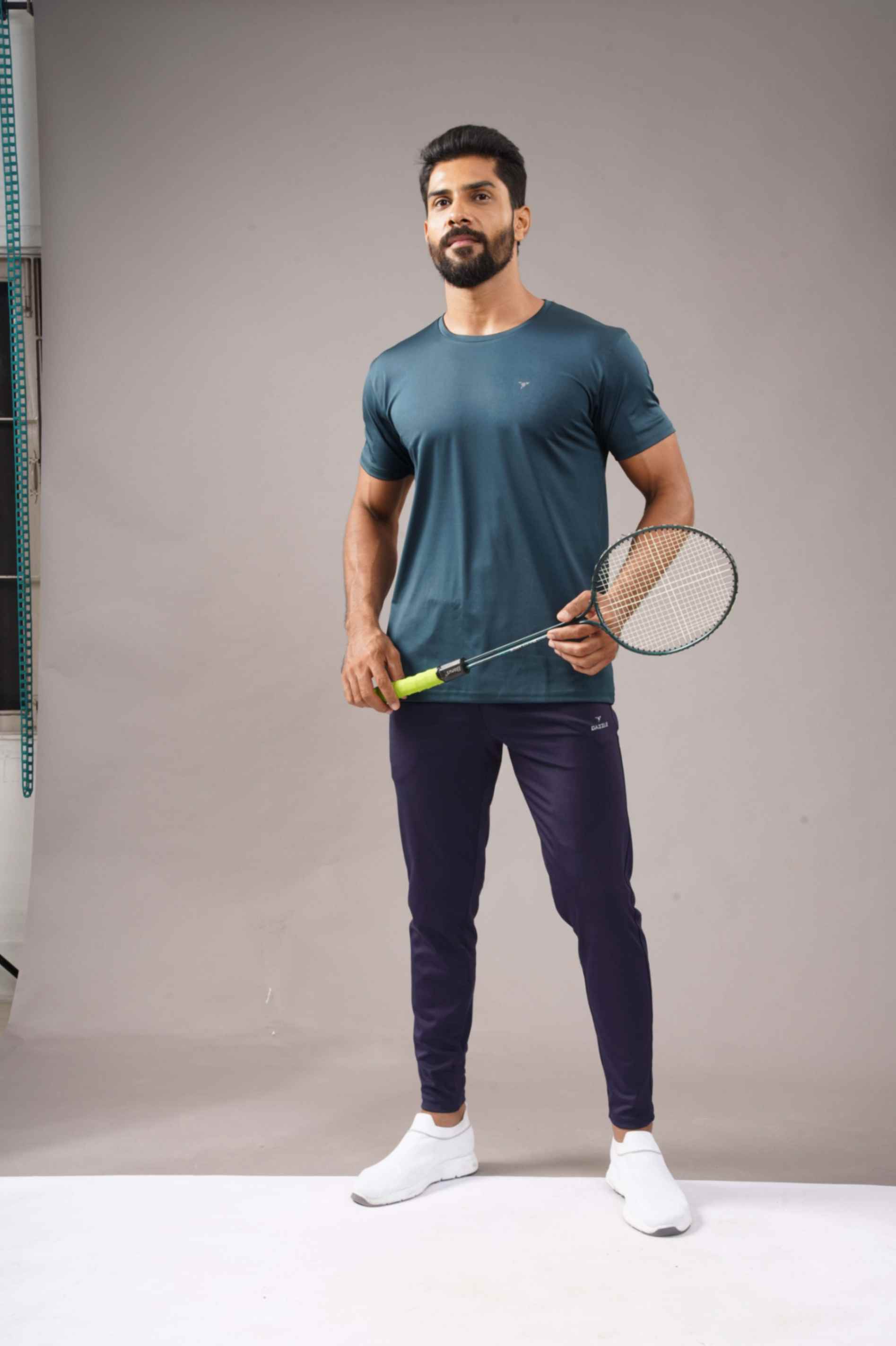 BUTTER LYCR R-NECK T-SHIRT - BOTTLE GREEN