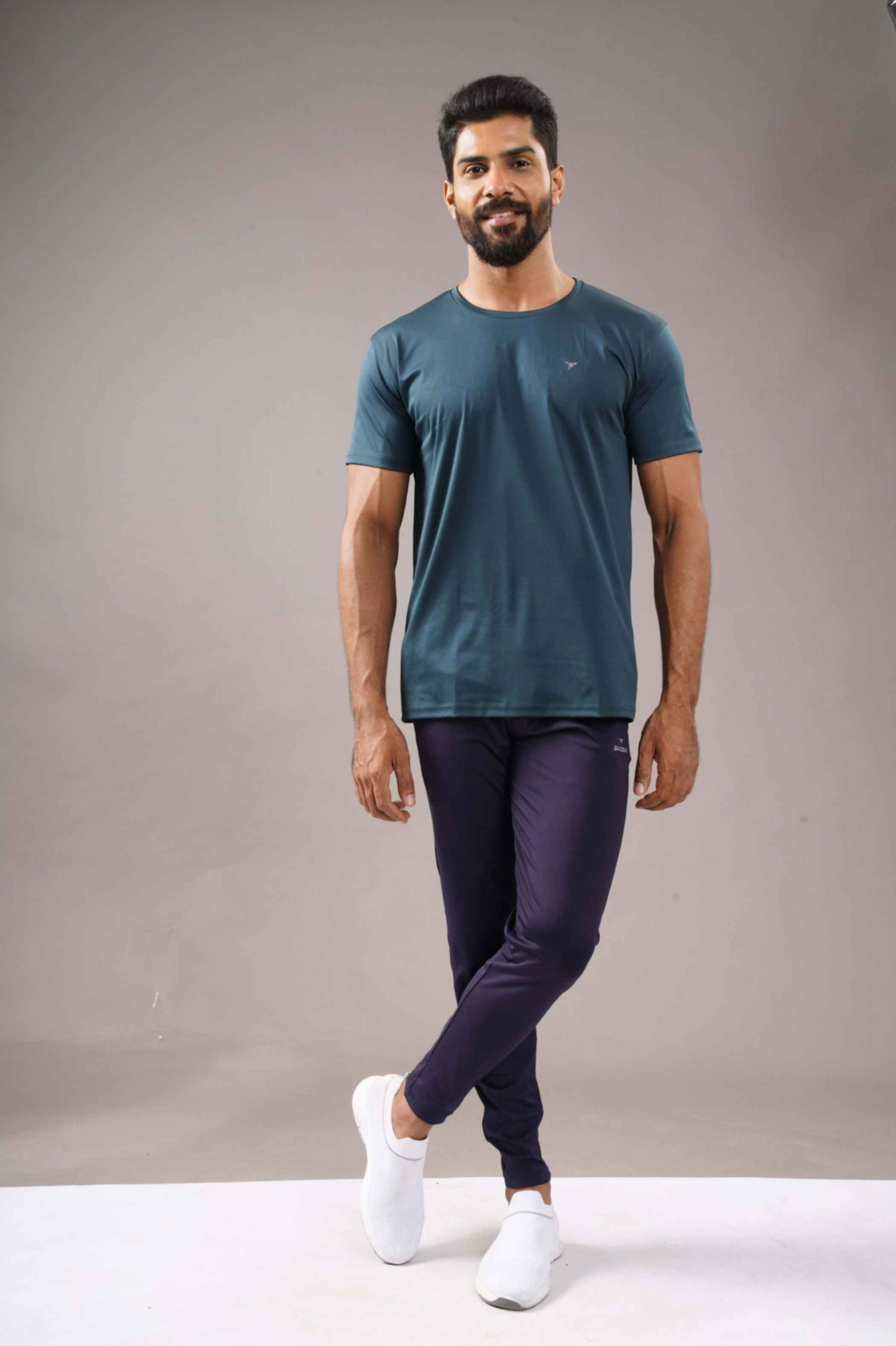 BUTTER LYCR R-NECK T-SHIRT - BOTTLE GREEN