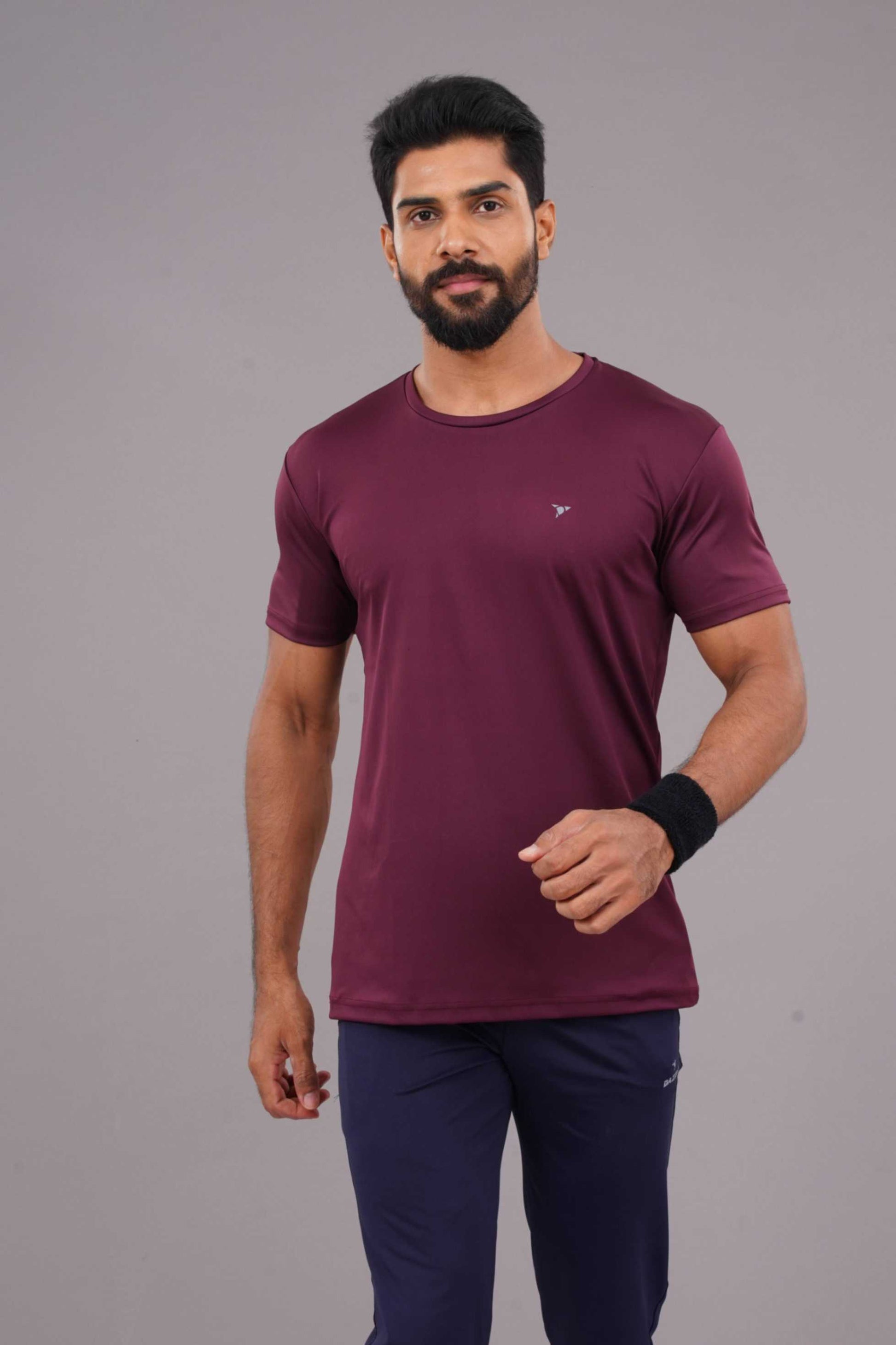 BUTTER LYCR R-NECK T-SHIRT - MAROON