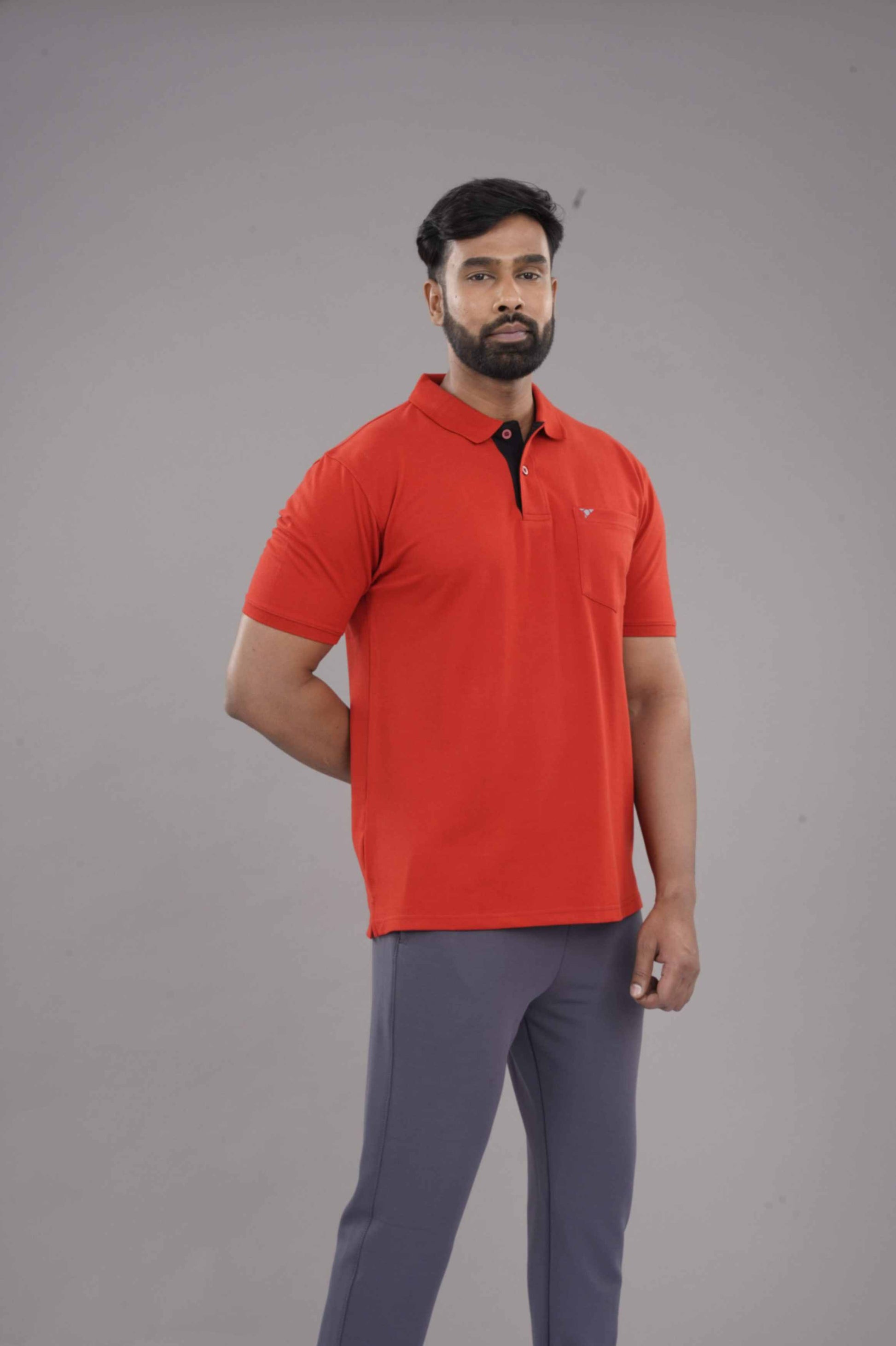 MATTY COMFORT T-SHIRT- BRICK RED