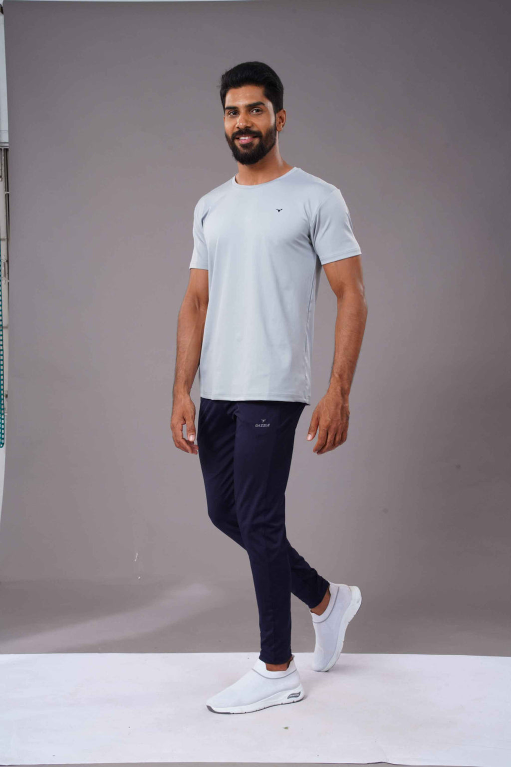 BUTTER LYCR R-NECK T-SHIRT - LIGHT GREY