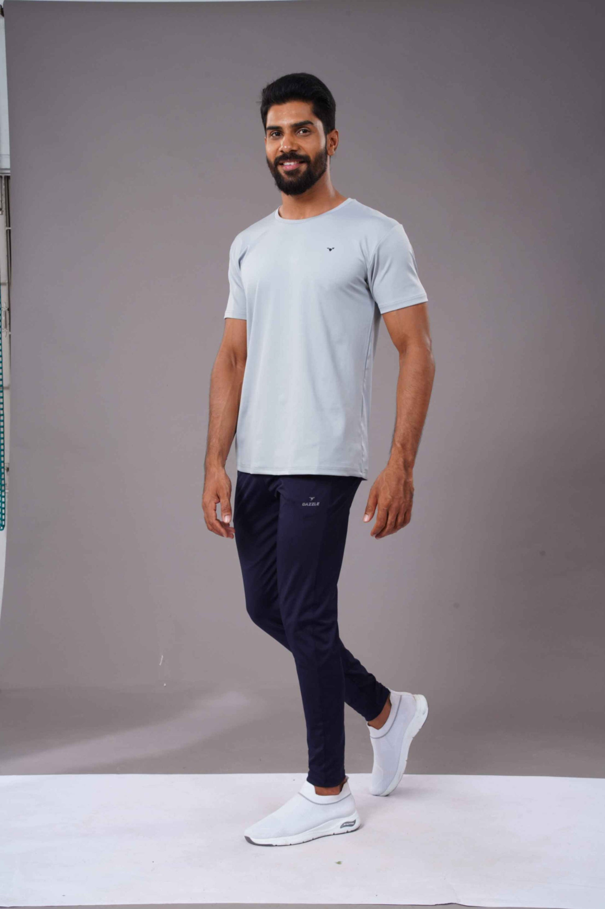BUTTER LYCR R-NECK T-SHIRT - LIGHT GREY