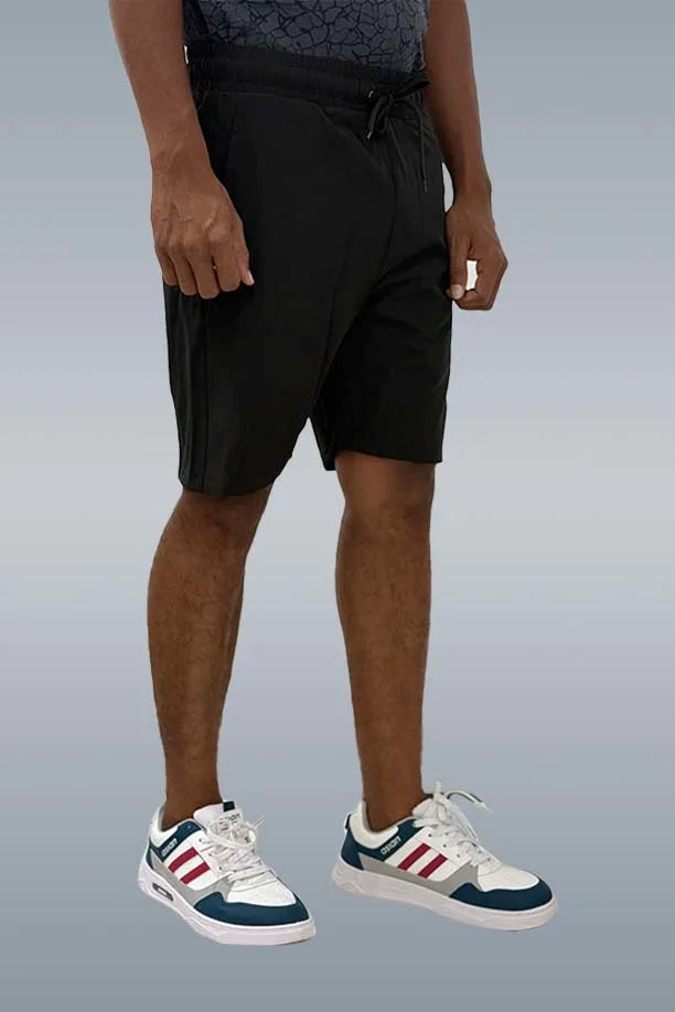 LEISURE SHORT - BLACK
