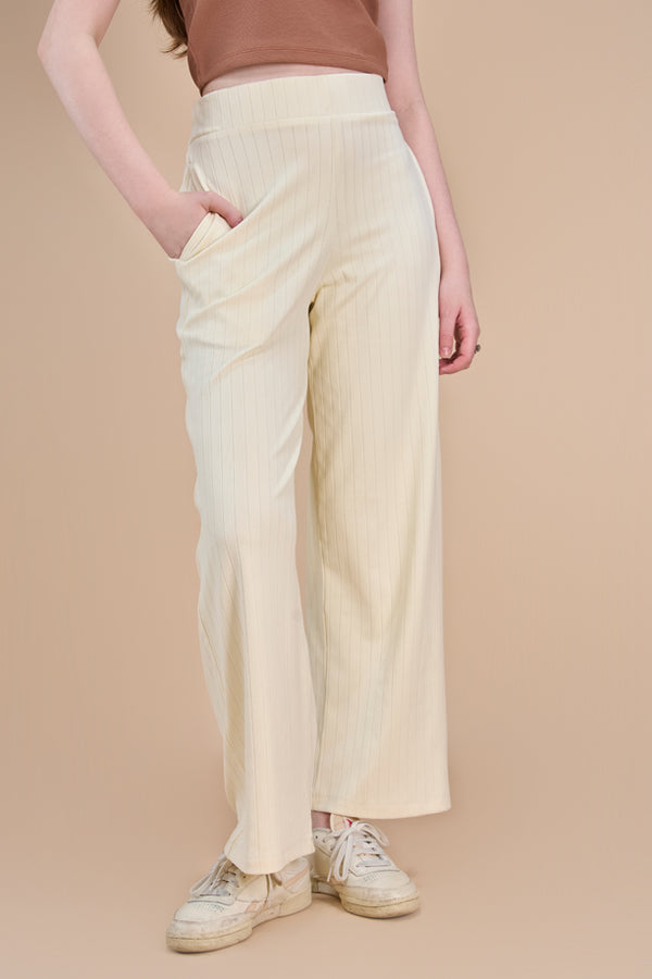 Women Textured Wide Leg Pants with COTEX