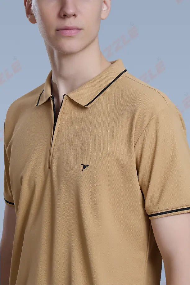 SLEEK T SHIRT- LIGHT BROWN