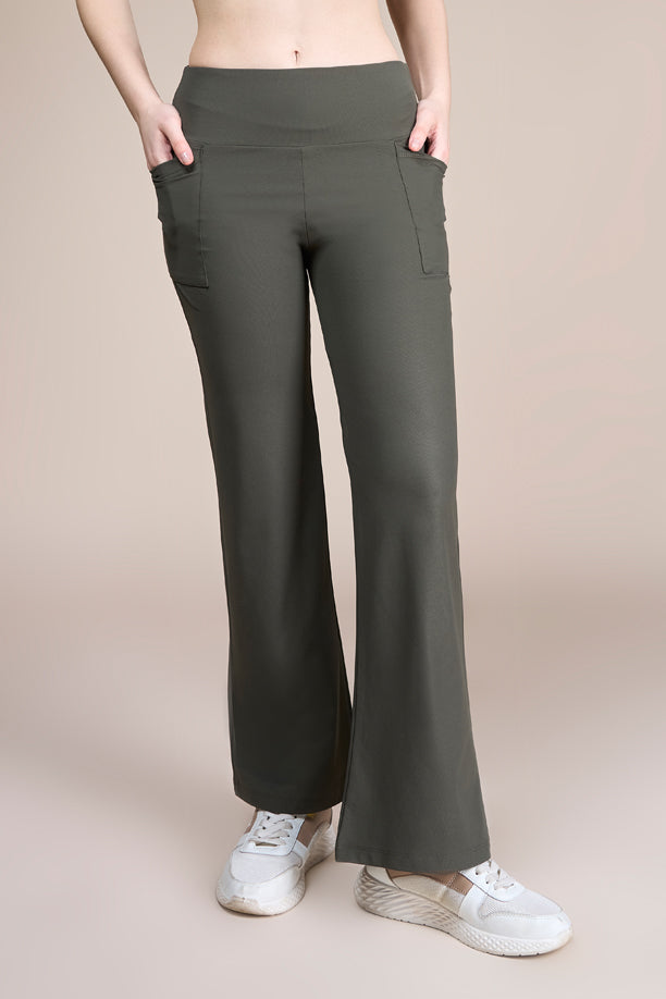 Women Stretch Flare Pants with QUADREX