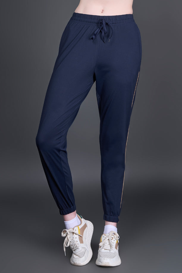 Women Solid Regular Fit Joggers with COTEX