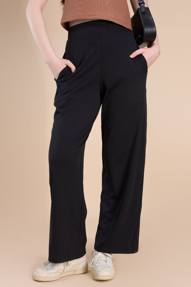 Women Textured Wide Leg Pants with COTEX