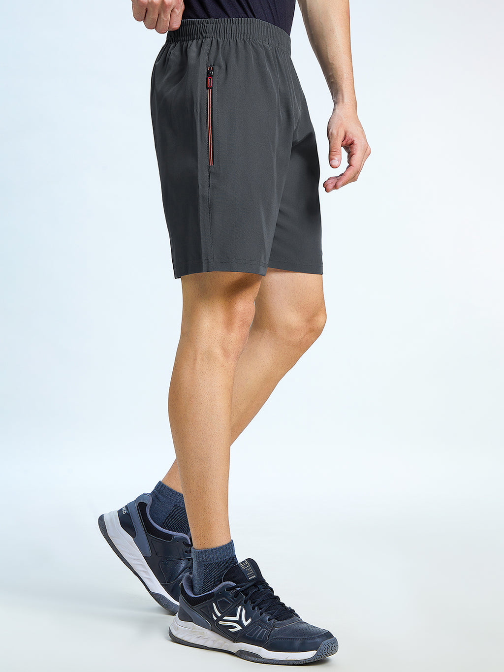 Men Regular Fit Sports Shorts with Pockets
