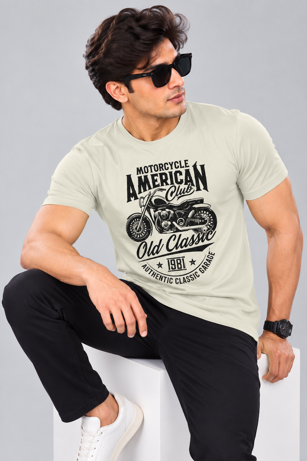 Men Printed Regular Fit Round Neck T-Shirt