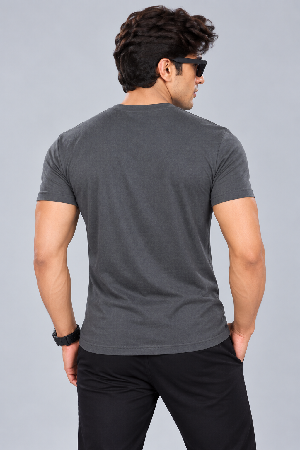 Men Printed Regular Fit Round Neck T-Shirt