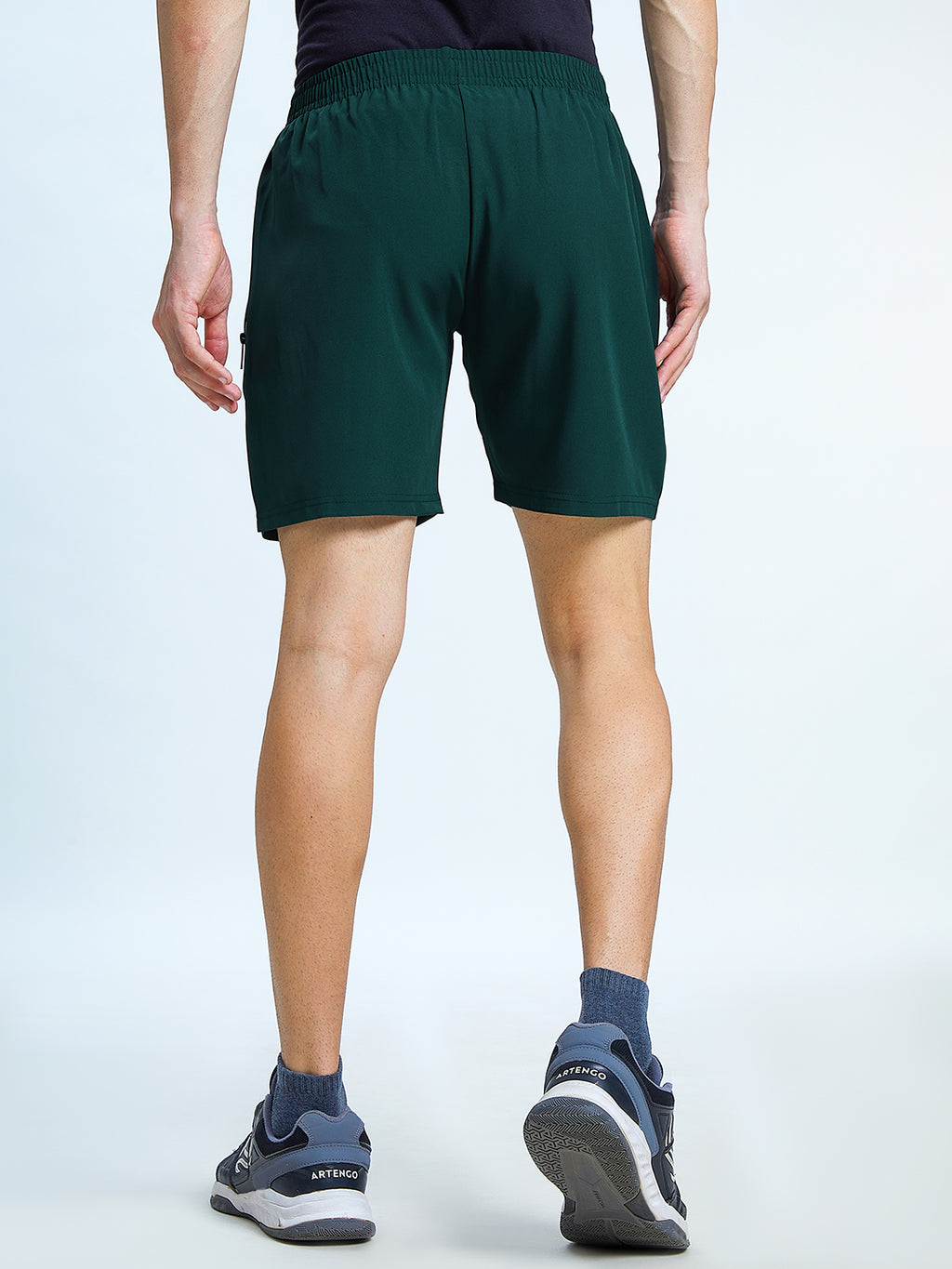 Men Regular Fit Sports Shorts with Pockets