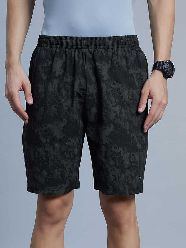 Men Regular Fit Printed Cotton Shorts with Zipper Pockets