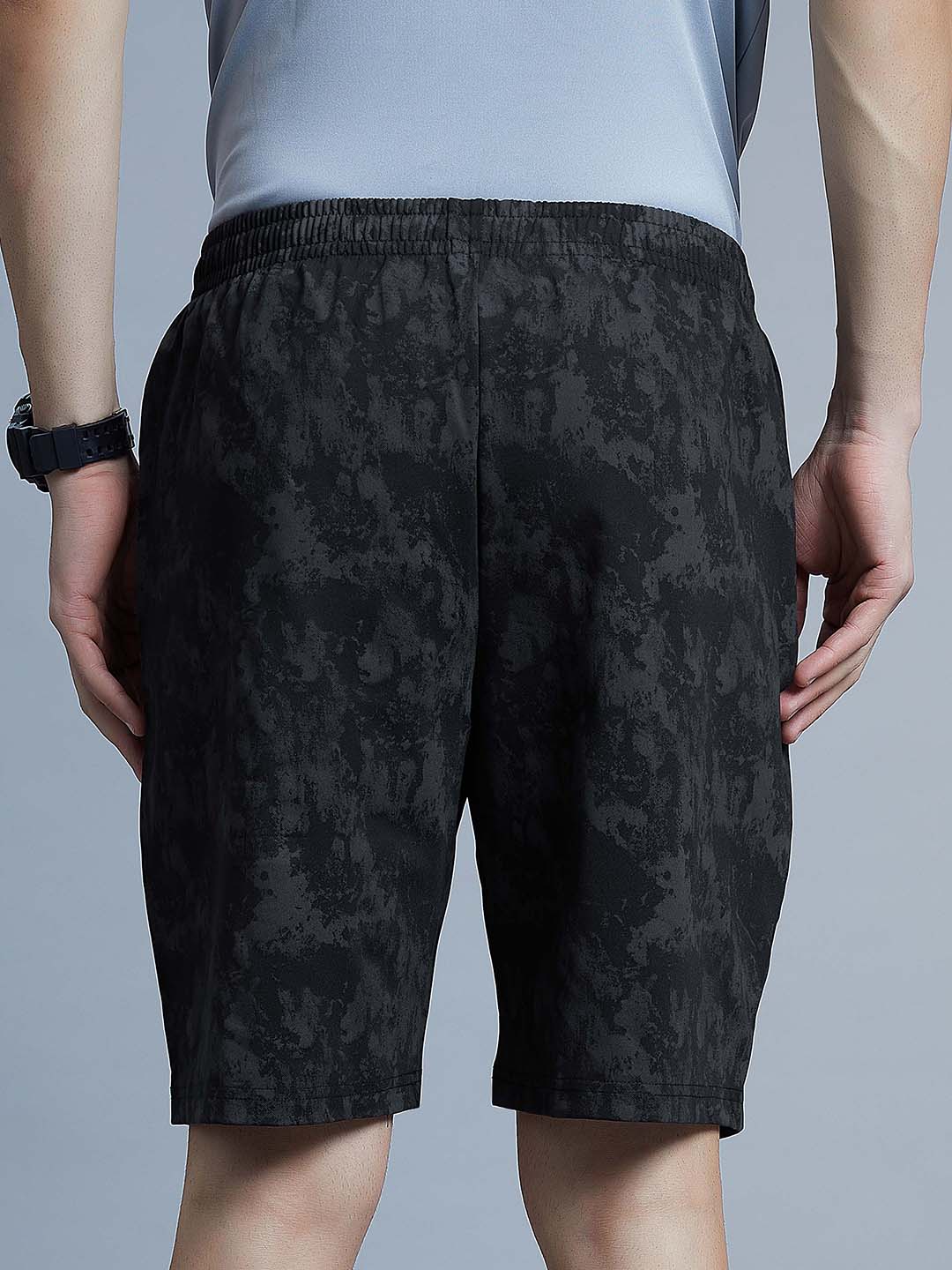 Men Regular Fit Printed Cotton Shorts with Zipper Pockets