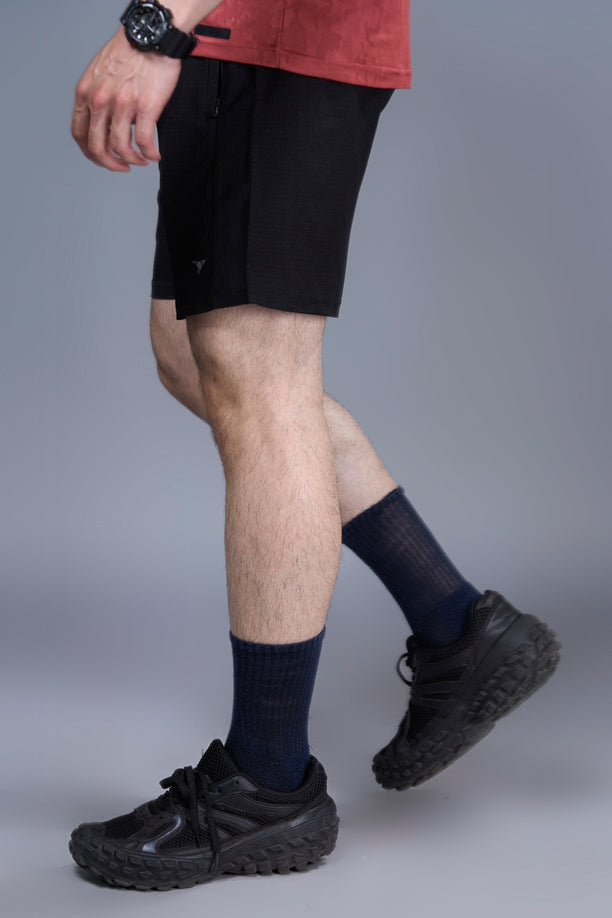 SWIFT SHORT | JET BLACK