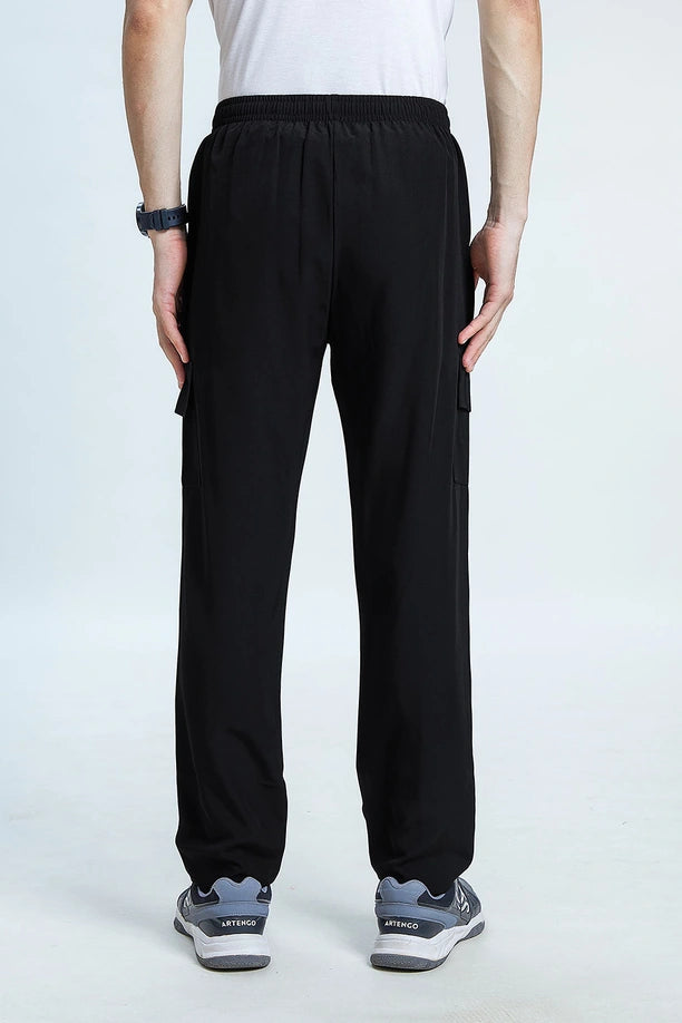 Men Regular Fit Active Cargo Pants with Floaty