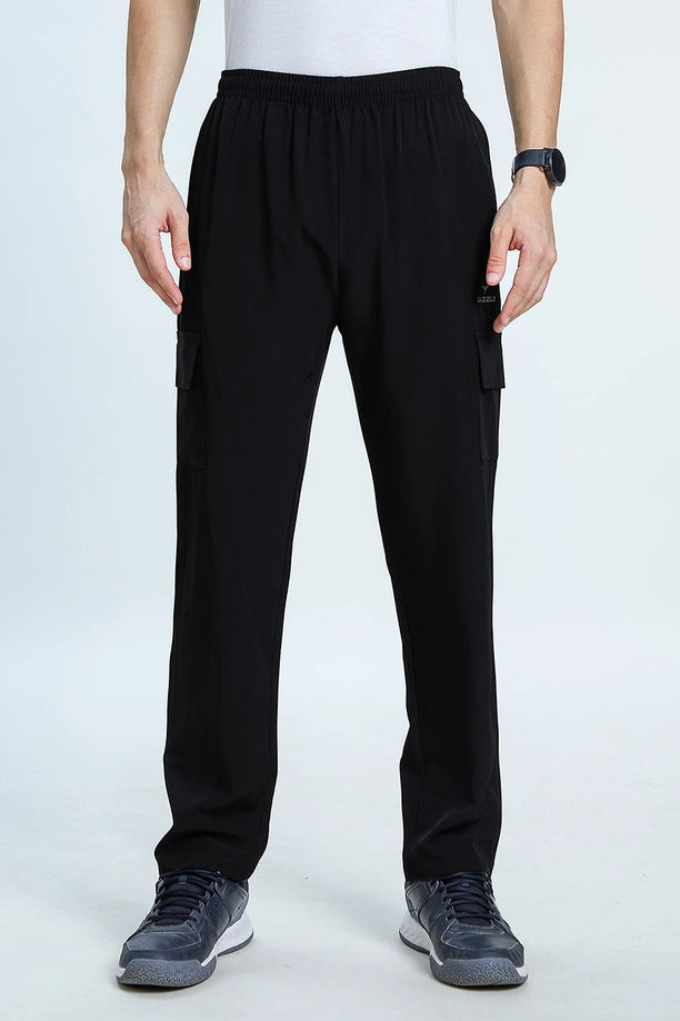 Men Regular Fit Active Cargo Pants with Floaty
