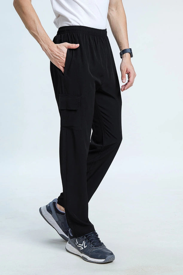 Men Regular Fit Active Cargo Pants with Floaty