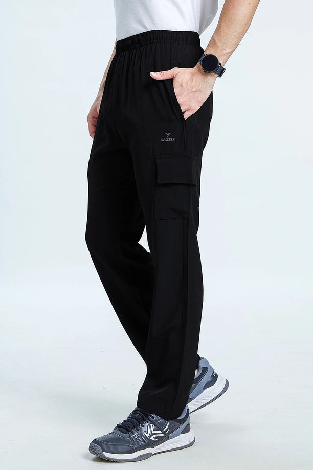 Men Regular Fit Active Cargo Pants with Floaty