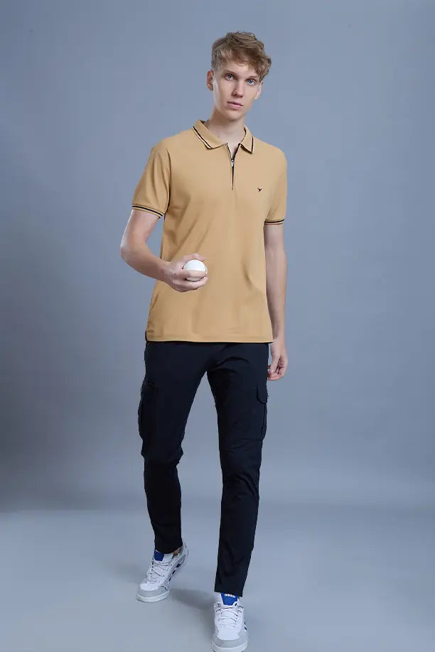 SLEEK T SHIRT- LIGHT BROWN