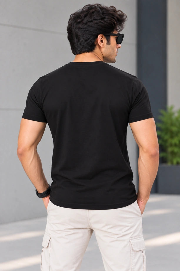 Men Printed Regular Fit Round Neck T-Shirt