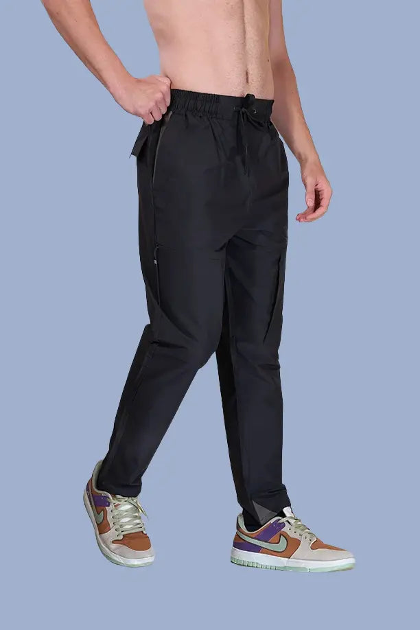 ICONIC CARGO - BLACK