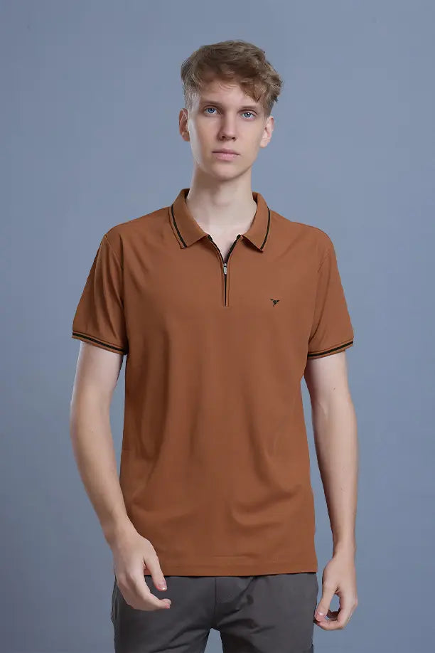SLEEK T SHIRT- CLAY BROWN