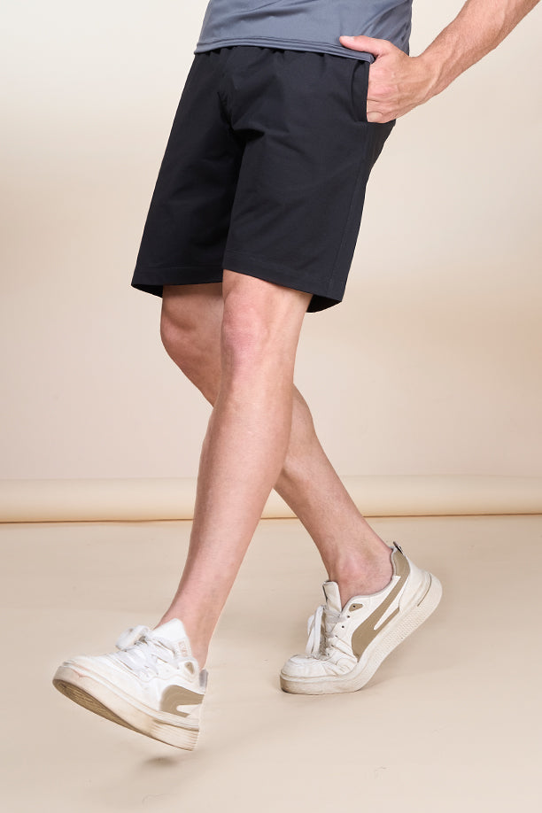RELAX SHORT | JET BLACK