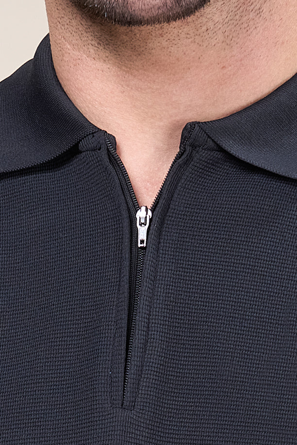 TANGY HALF TSHIRT | BLACK