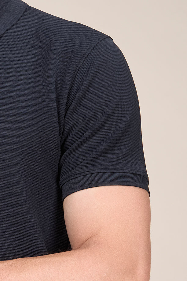 TANGY HALF TSHIRT | BLACK