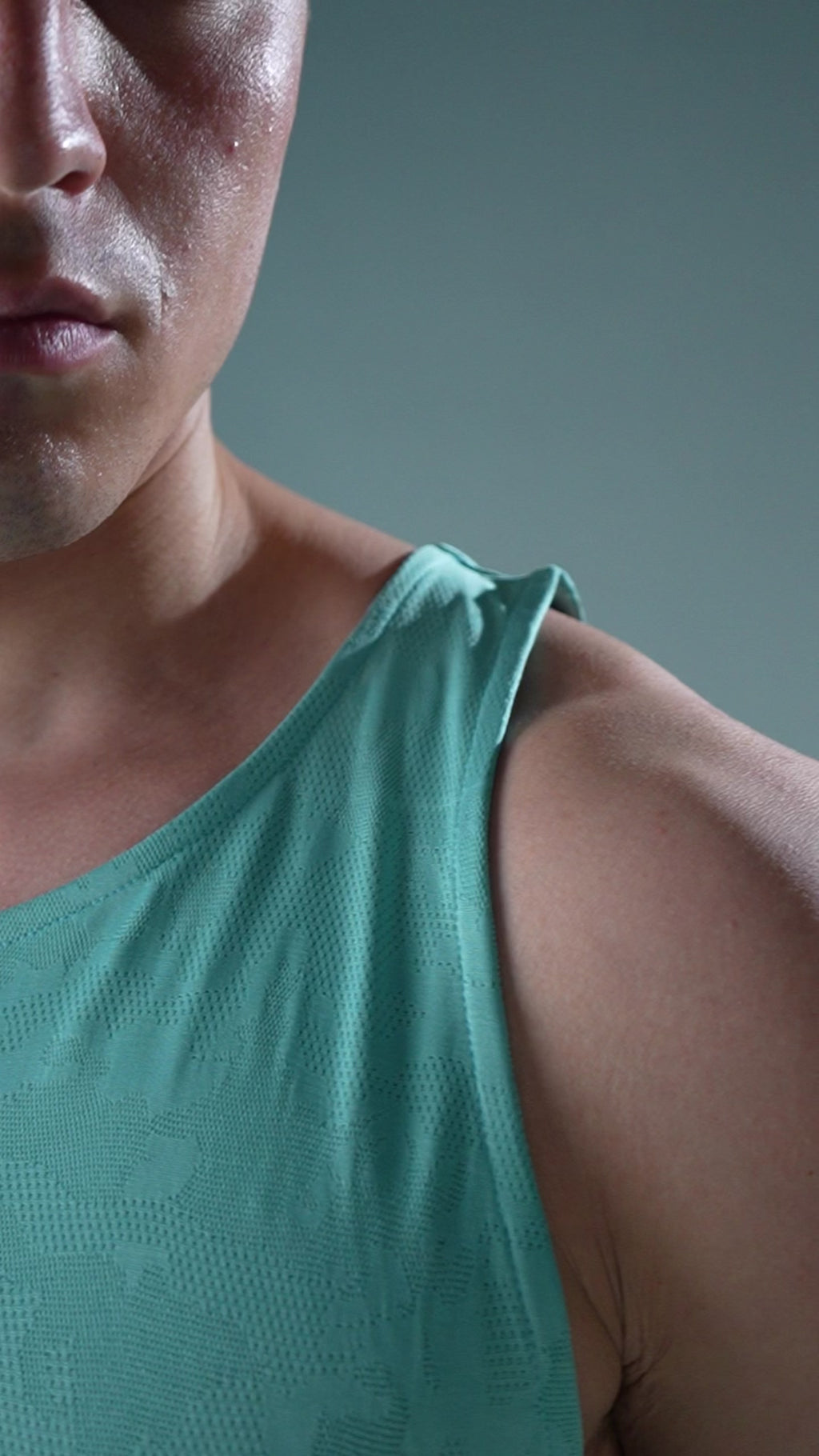 AERO VEST | MOON LIGHT BLUE