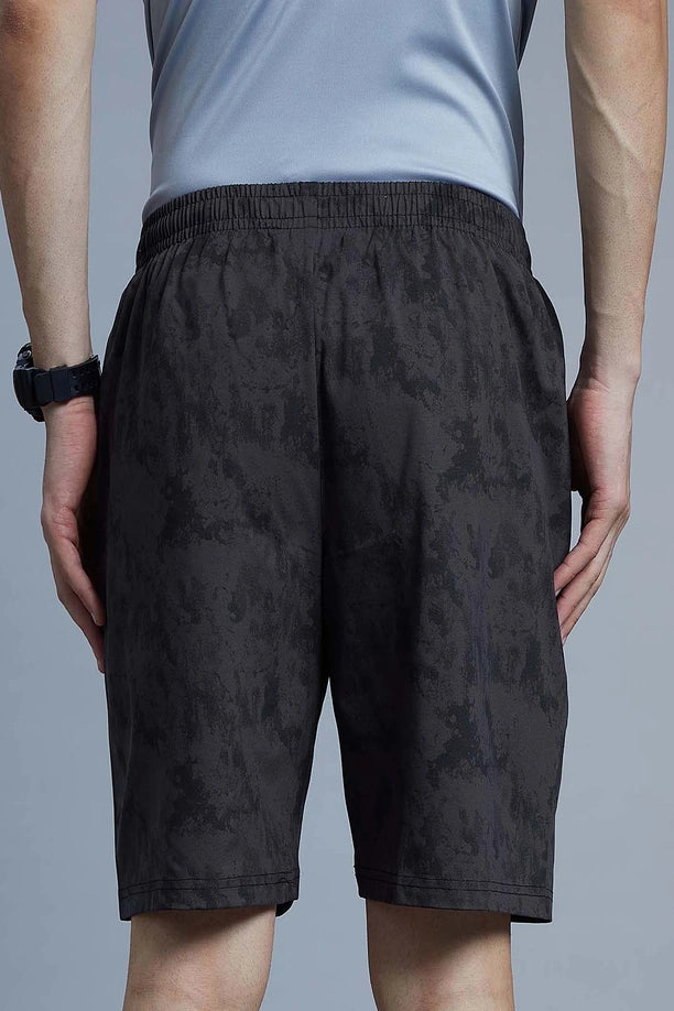 Men Regular Fit Printed Cotton Shorts with Zipper Pockets
