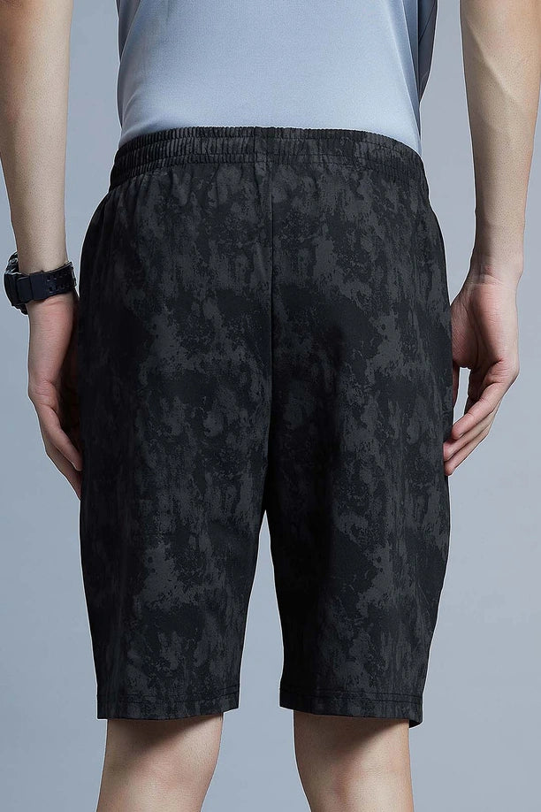 Men Regular Fit Printed Cotton Shorts with Zipper Pockets