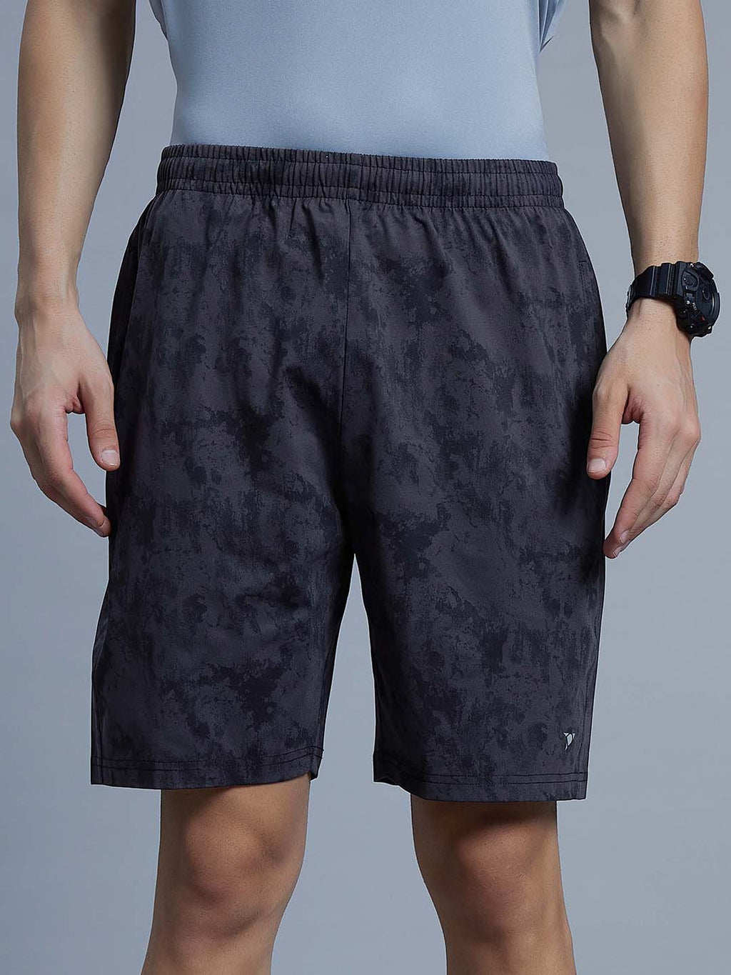 Men Regular Fit Printed Cotton Shorts with Zipper Pockets